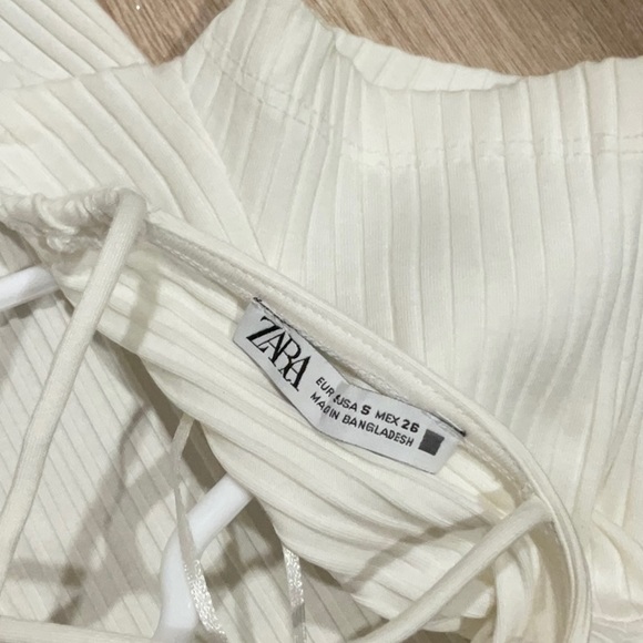 New zara top - Picture 3 of 3